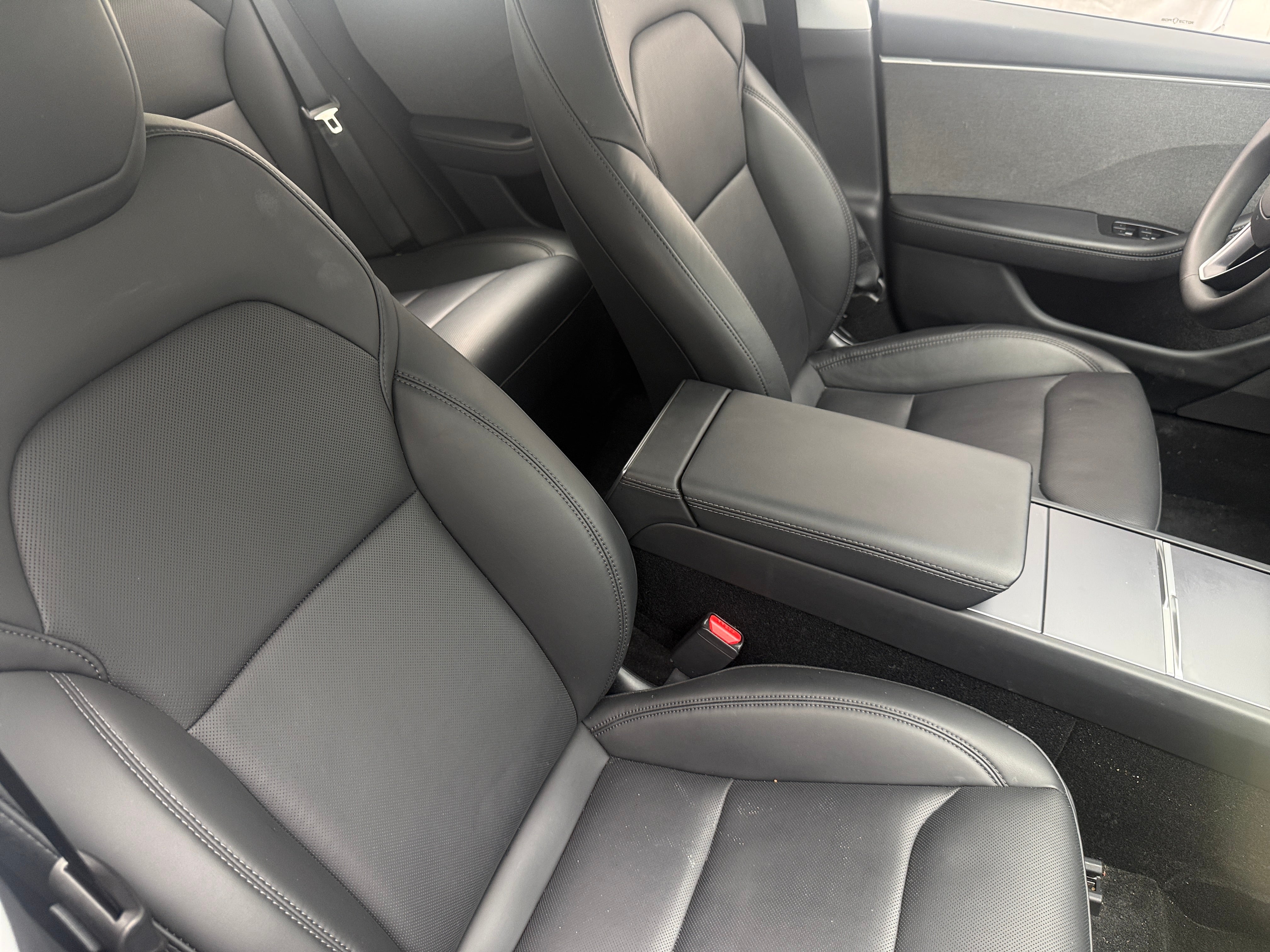 tesla model 3 2025 5YJ3E1EA5SF915436 image tesla model 3 2025 5YJ3E1EA5SF915436 image